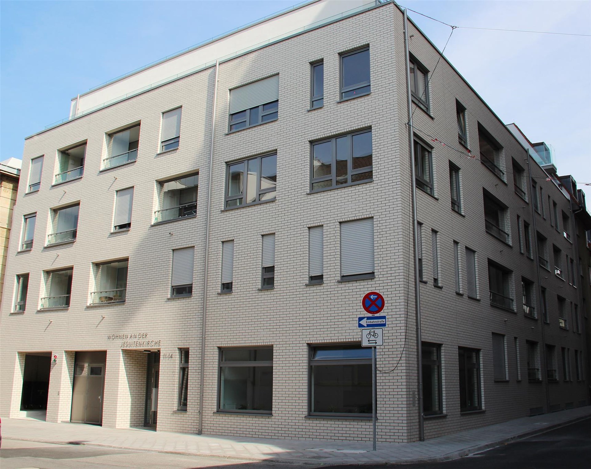 Blick auf das Haus von außen